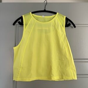 lululemon sculpt cropped tank top
electric lemon
size 8